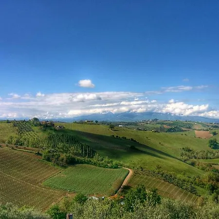 Casali Costadoro * Acquaviva Picena